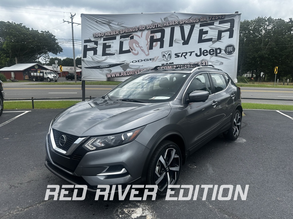 2021 Gun Metallic Nissan Rogue Sport SL FWD SUV