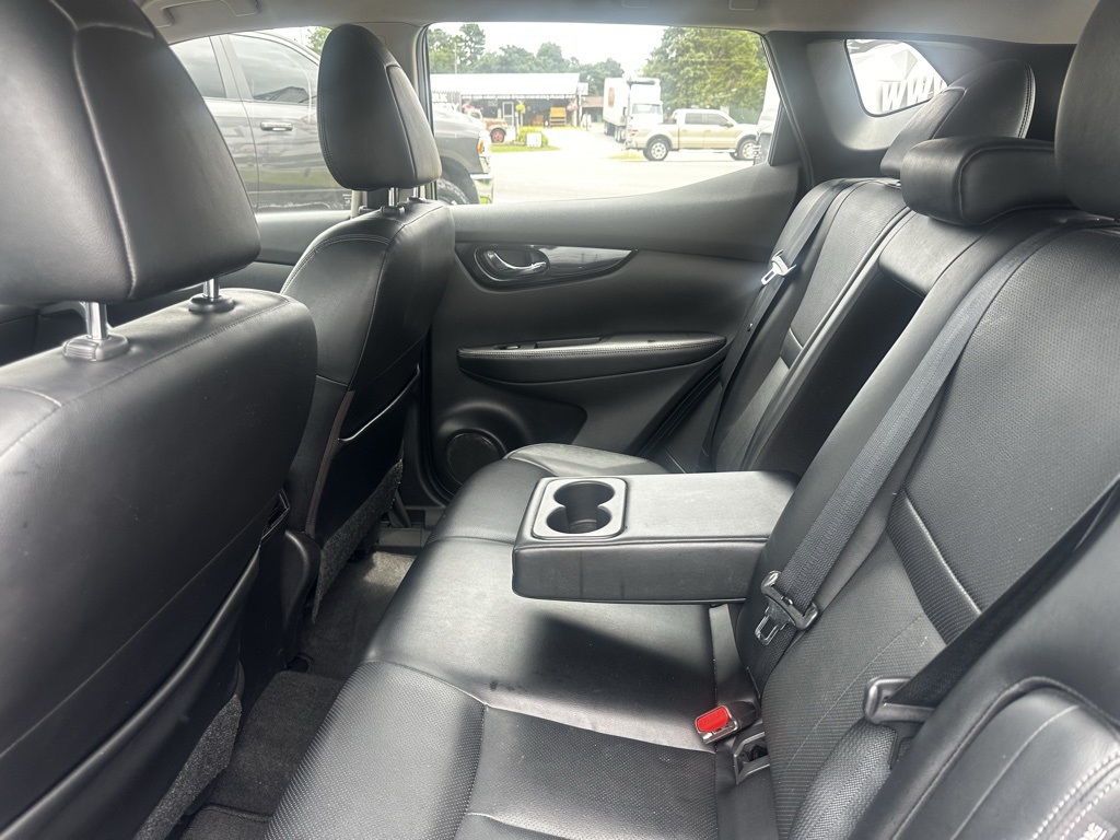 2021 Gun Metallic Nissan Rogue Sport SL FWD SUV