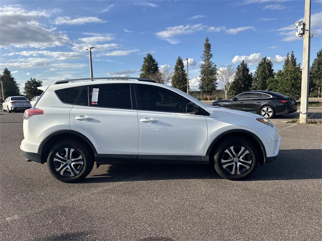Used 2018 Toyota RAV4 LE with VIN JTMZFREV0JJ160454 for sale in Haines City, FL
