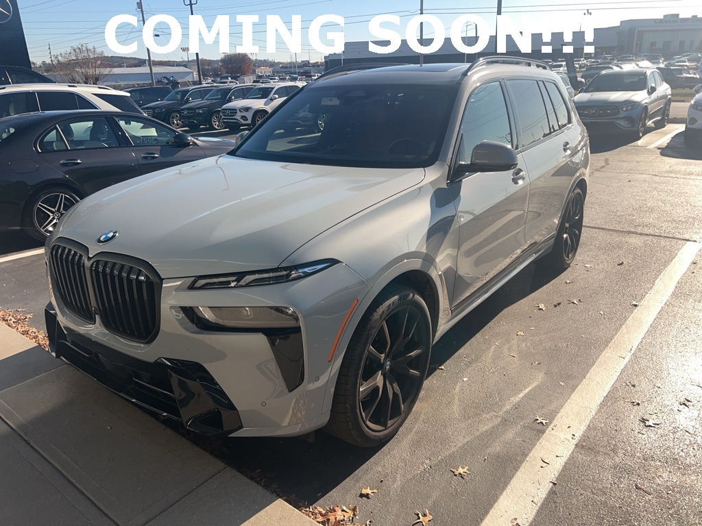 2024 BMW X7 40i's photo