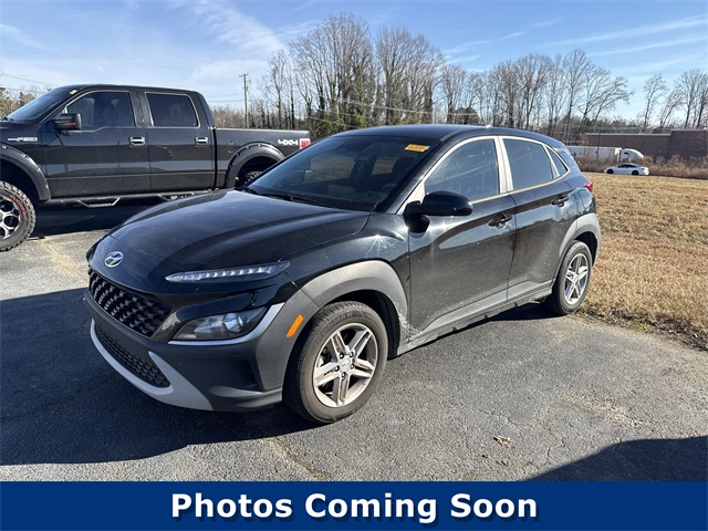 2022 Hyundai Kona SE's photo
