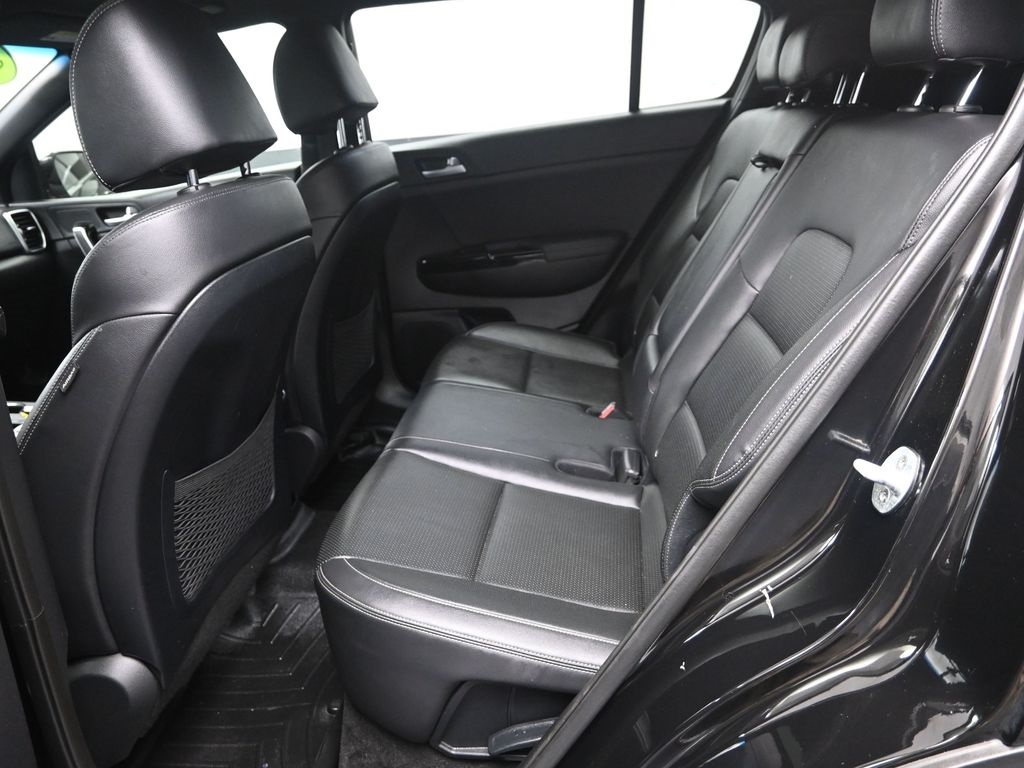 2020 Kia Sportage S photo 27
