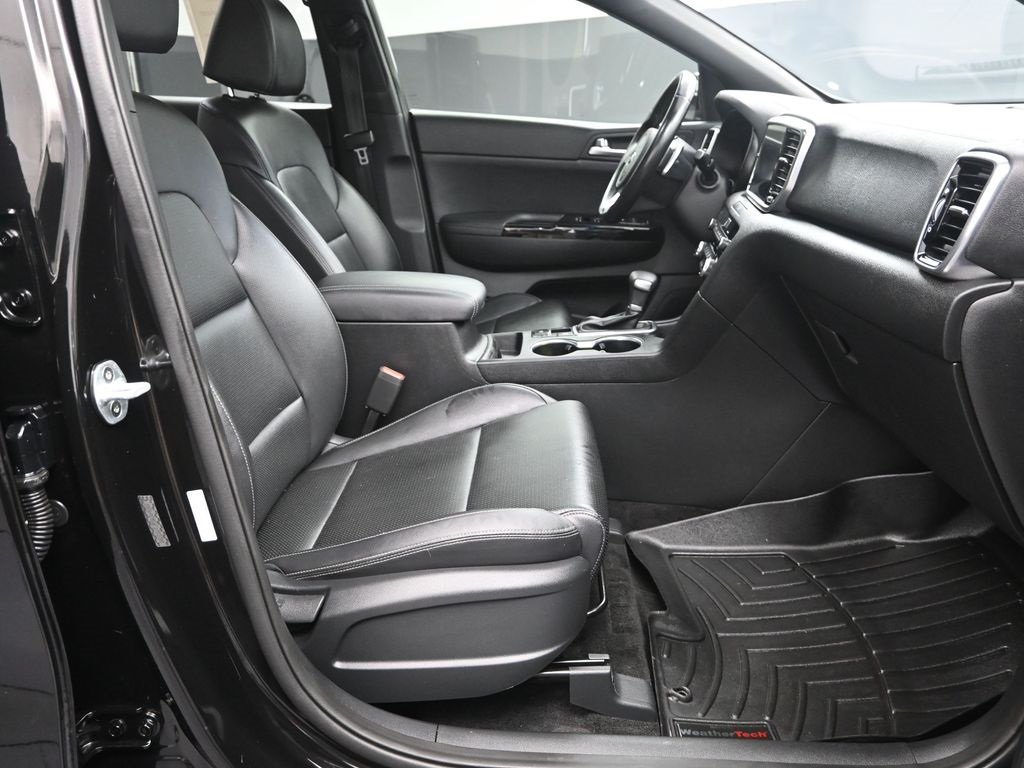 2020 Kia Sportage S photo 35