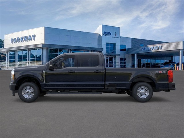 2026 Ford F-350 XL photo 3