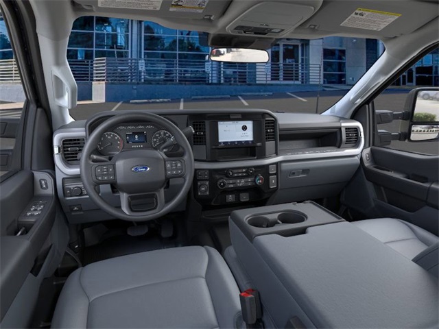 2026 Ford F-350 XL photo 9