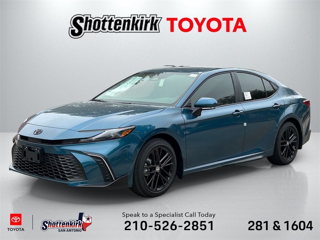 2026 Toyota Camry SE's photo