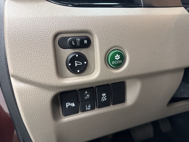 used 2020 Honda Pilot car, priced at $26,574