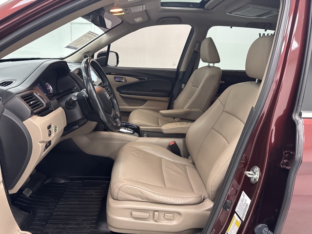 used 2020 Honda Pilot car, priced at $26,574