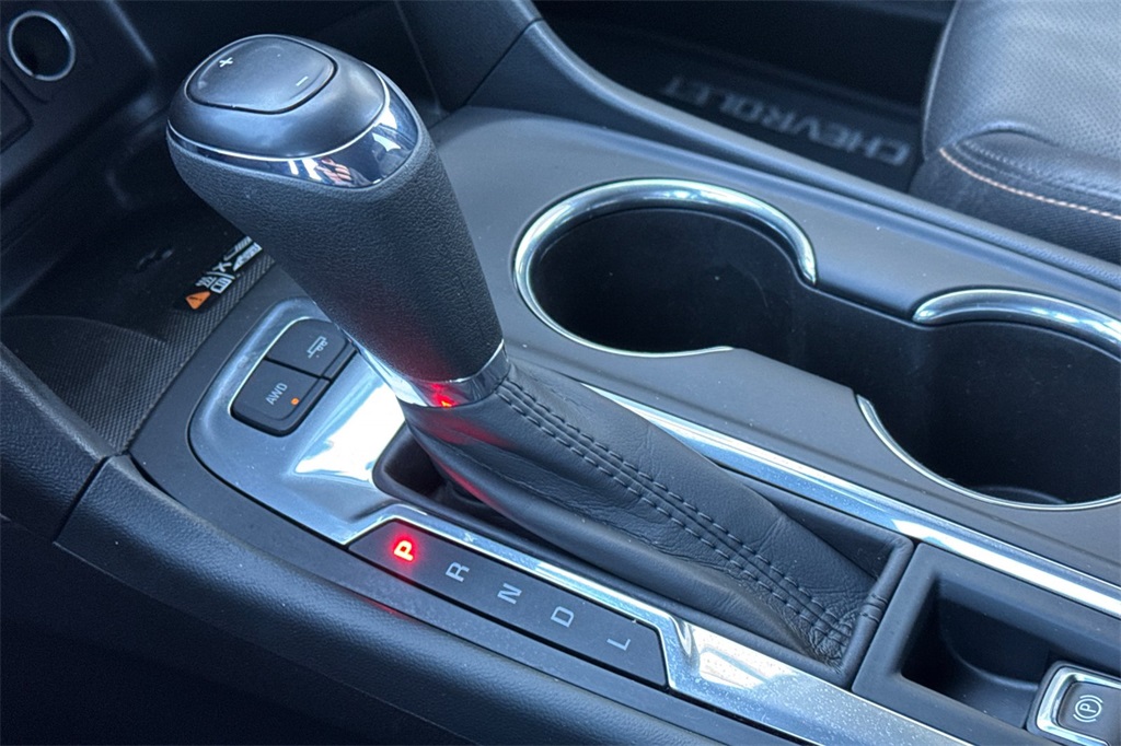 used 2020 Chevrolet Equinox car, priced at $23,992