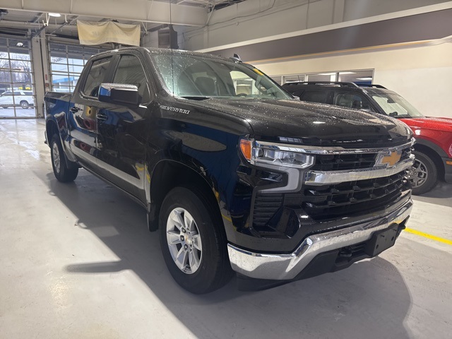 used 2025 Chevrolet Silverado 1500 car, priced at $42,988