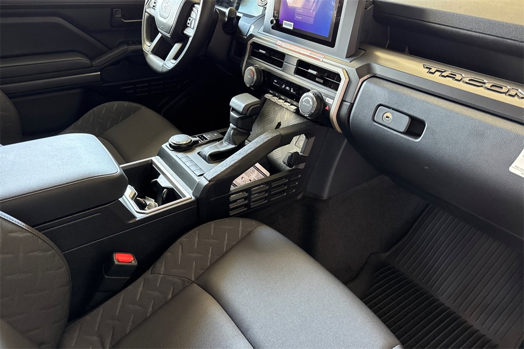 2025 Toyota Tacoma SR5 Double Cab photo 15