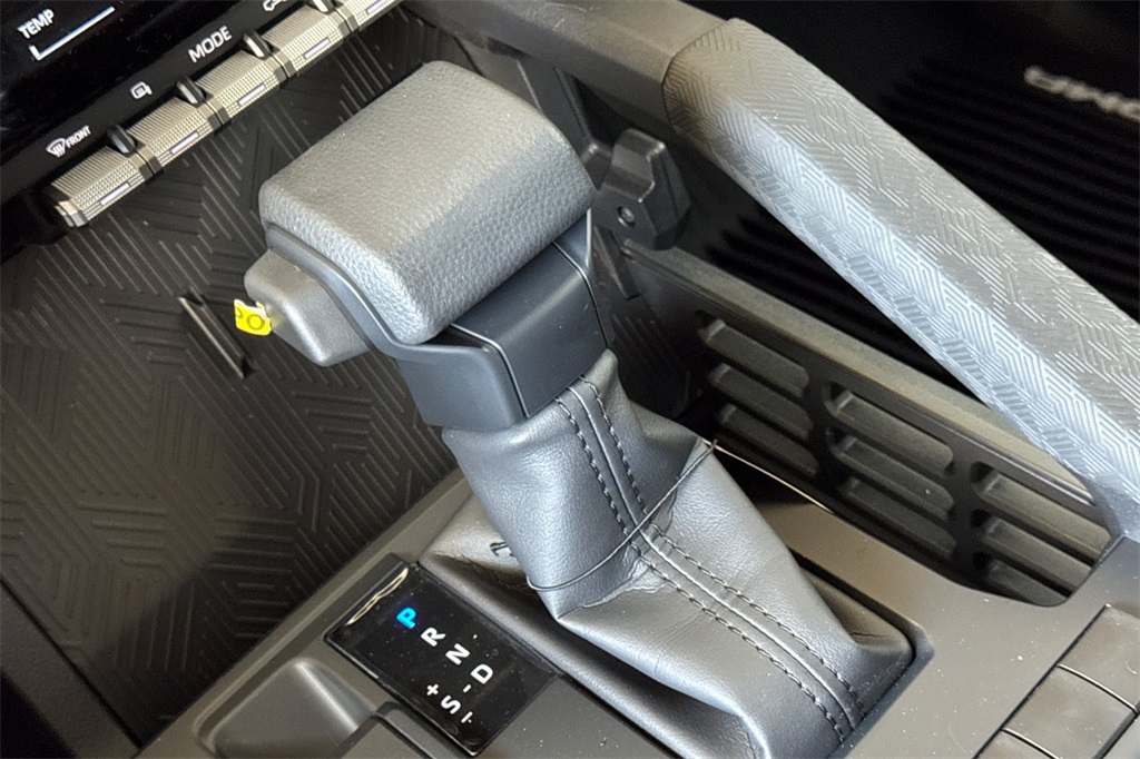 2025 Toyota Tacoma SR5 Double Cab photo 20