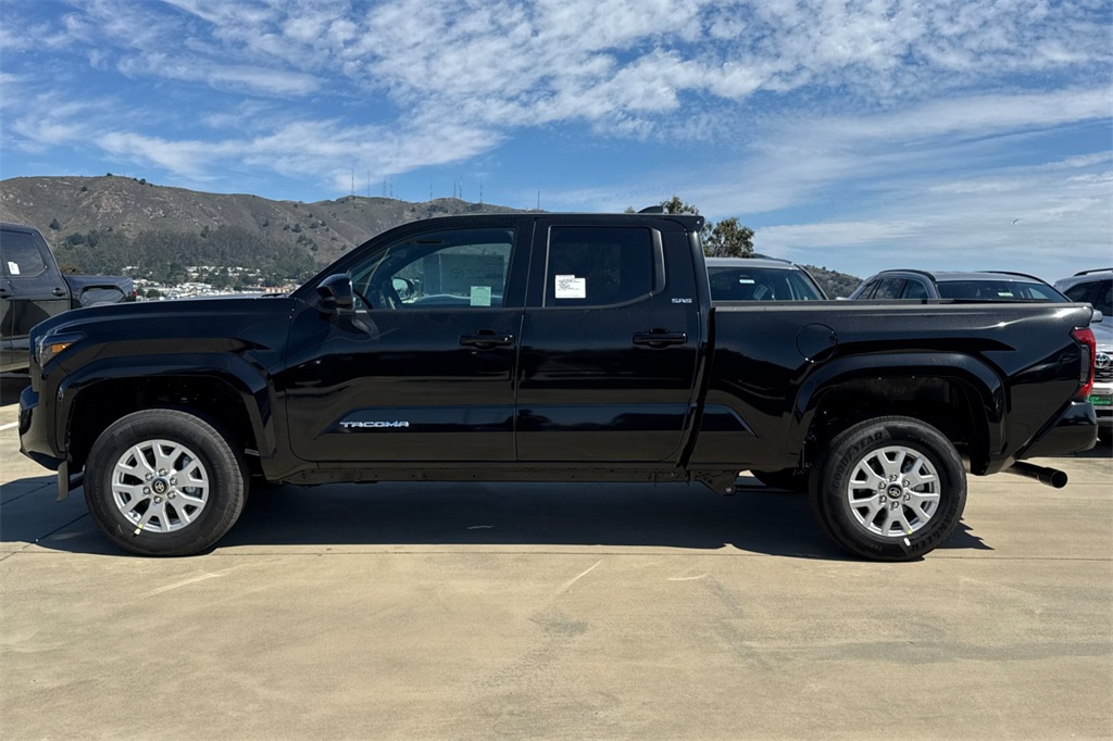 2025 Toyota Tacoma SR5 Double Cab photo 7
