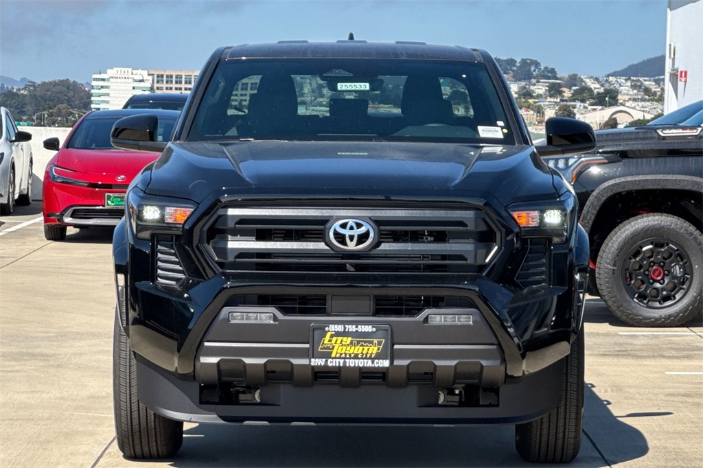 2025 Toyota Tacoma SR5 Double Cab photo 9