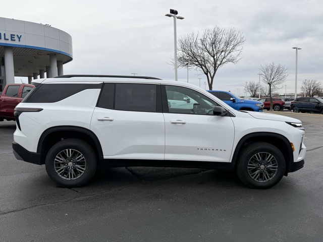 new 2026 Chevrolet Traverse car, priced at $45,020