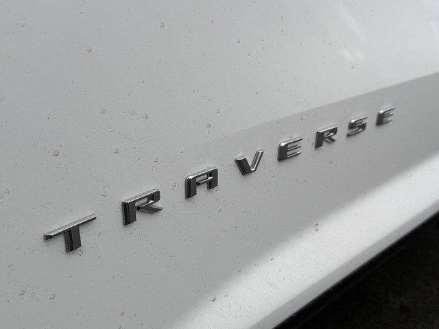 new 2026 Chevrolet Traverse car, priced at $45,020