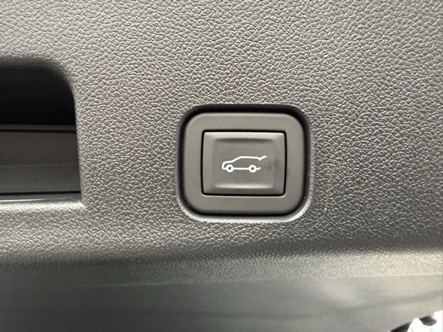 new 2026 Chevrolet Traverse car, priced at $45,020