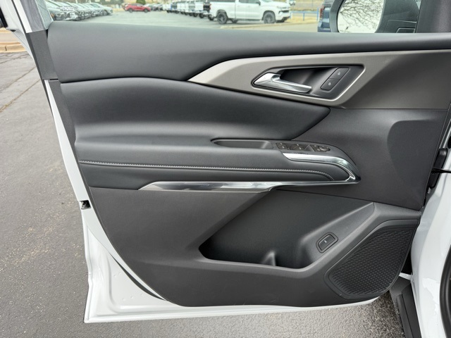 new 2026 Chevrolet Traverse car, priced at $45,020