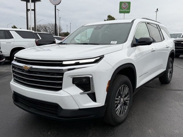 new 2026 Chevrolet Traverse car, priced at $45,020