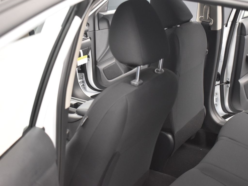 2025 Nissan Sentra S photo 17