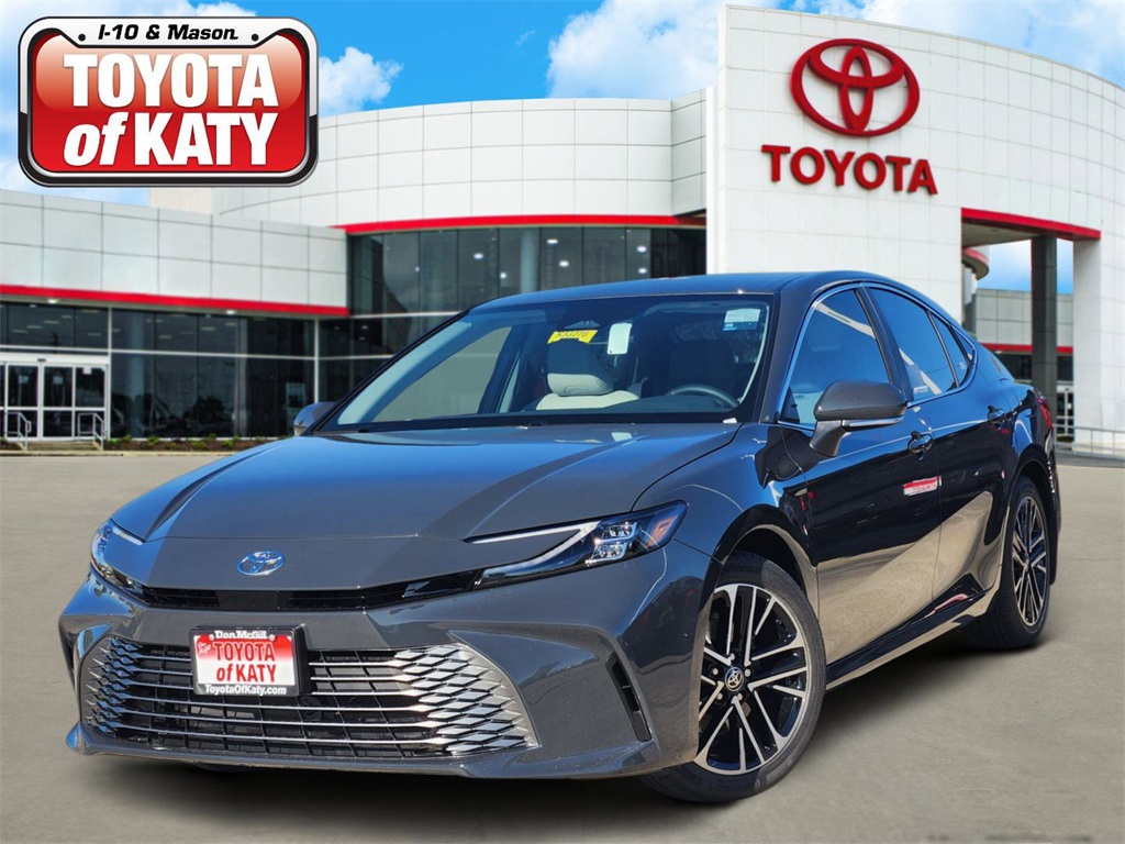 2026 Toyota Camry XLE's photo