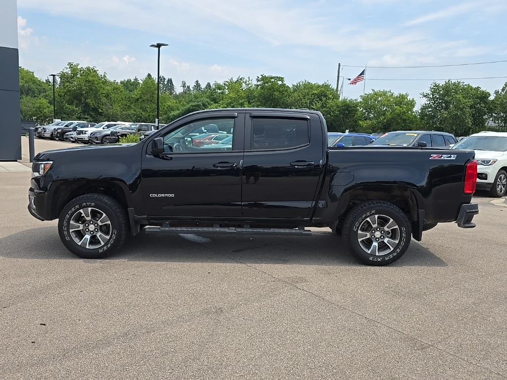 2020 Chevrolet Colorado Z71 photo 3