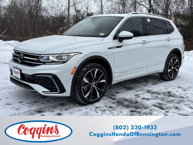 2024 Volkswagen Tiguan SEL R-LINE's photo