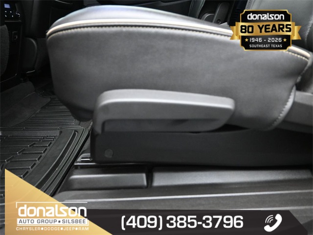 used 2022 Chevrolet Traverse car, priced at $23,771