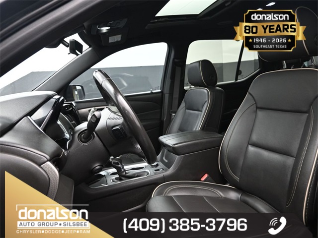 used 2022 Chevrolet Traverse car, priced at $23,771