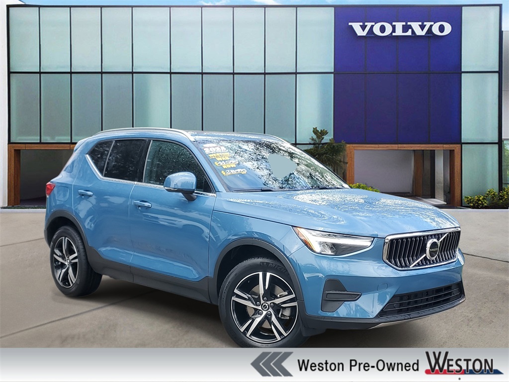 used 2025 Volvo XC40 car, priced at $28,595