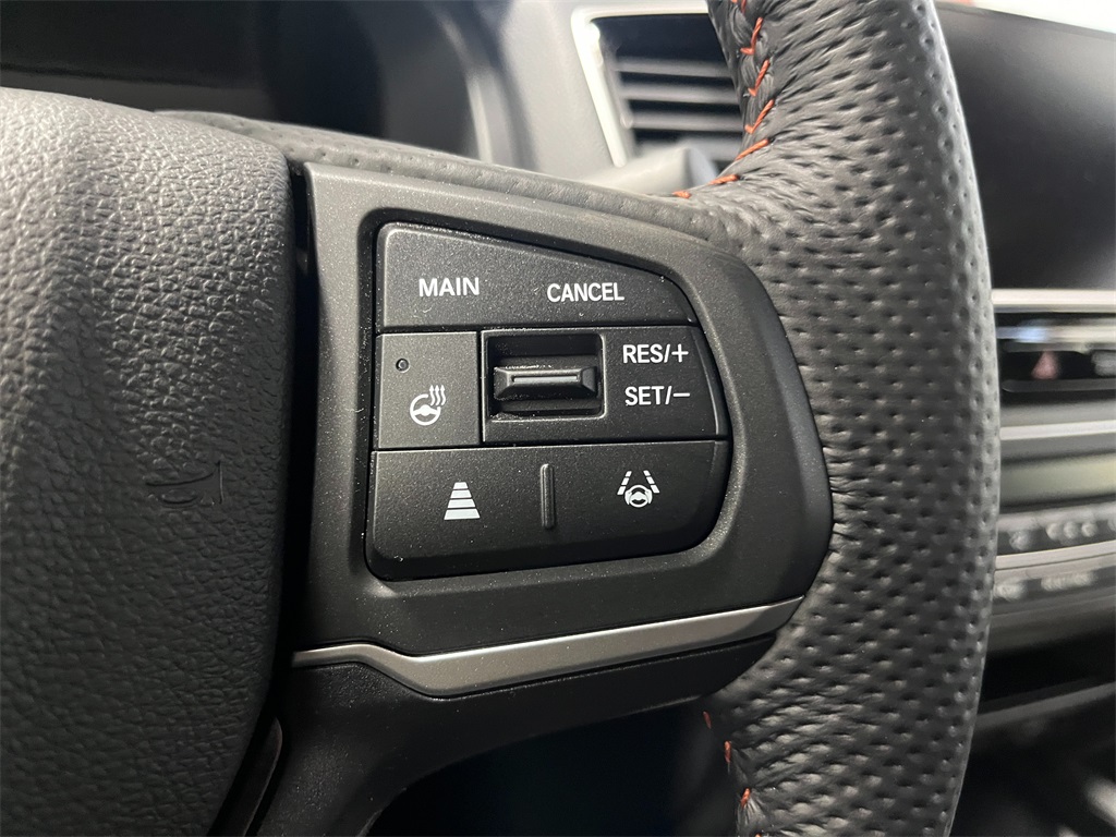 2025 Honda Ridgeline TrailSport 4D Crew Cab AWD 17