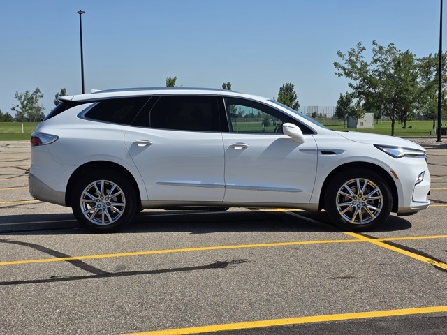 2023 Buick Enclave Premium