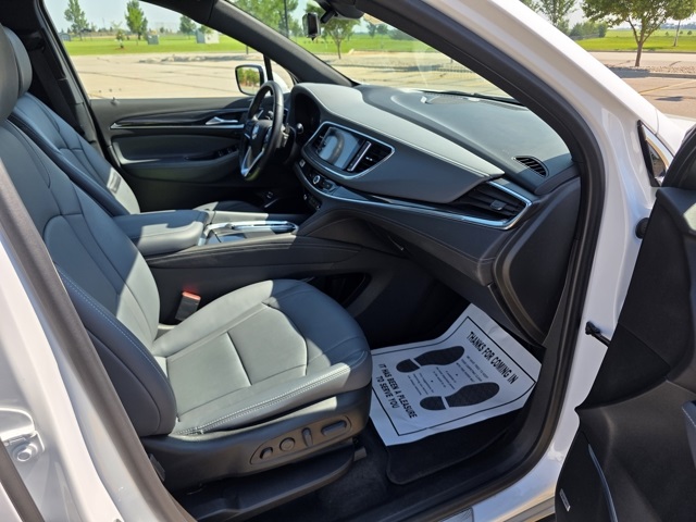 2023 Buick Enclave Premium