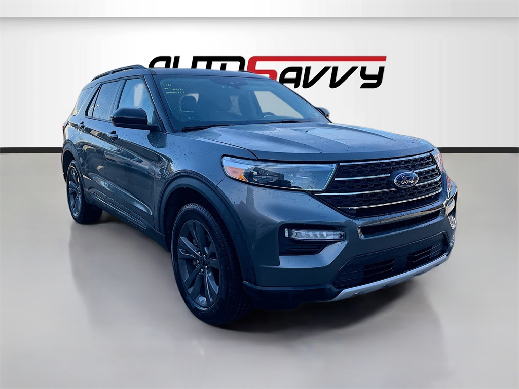 2023 Ford Explorer XLT's photo