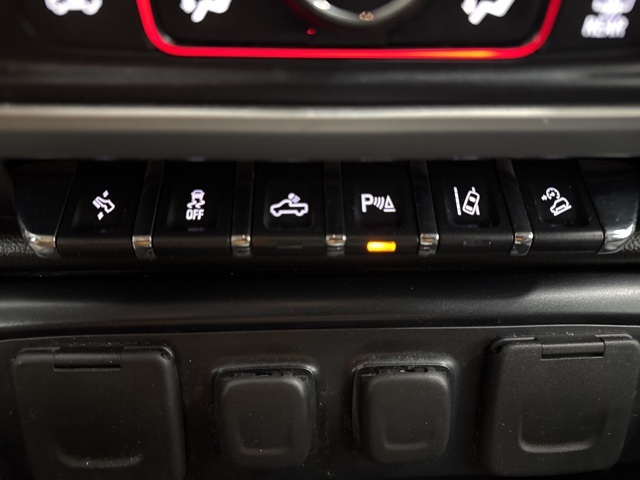 used 2015 GMC Sierra 1500 car, priced at $23,988