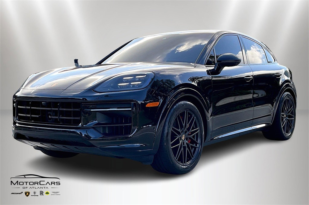 2025 Porsche Cayenne GTS SUV