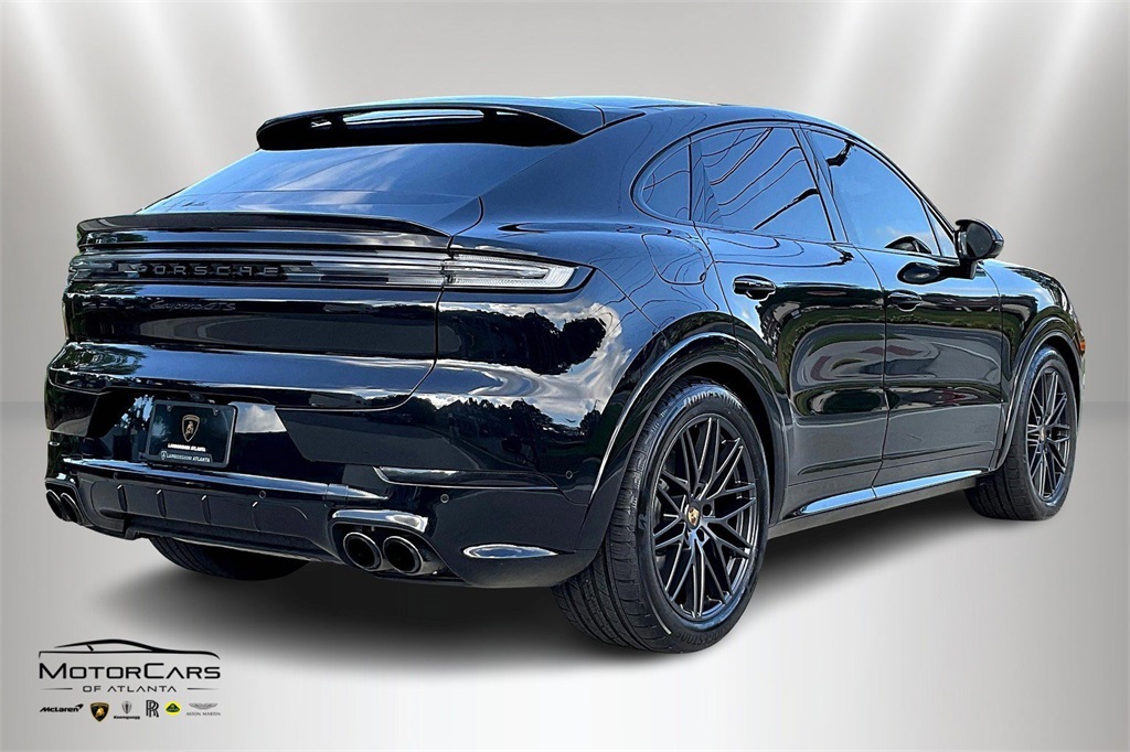 2025 Porsche Cayenne GTS AWD SUV