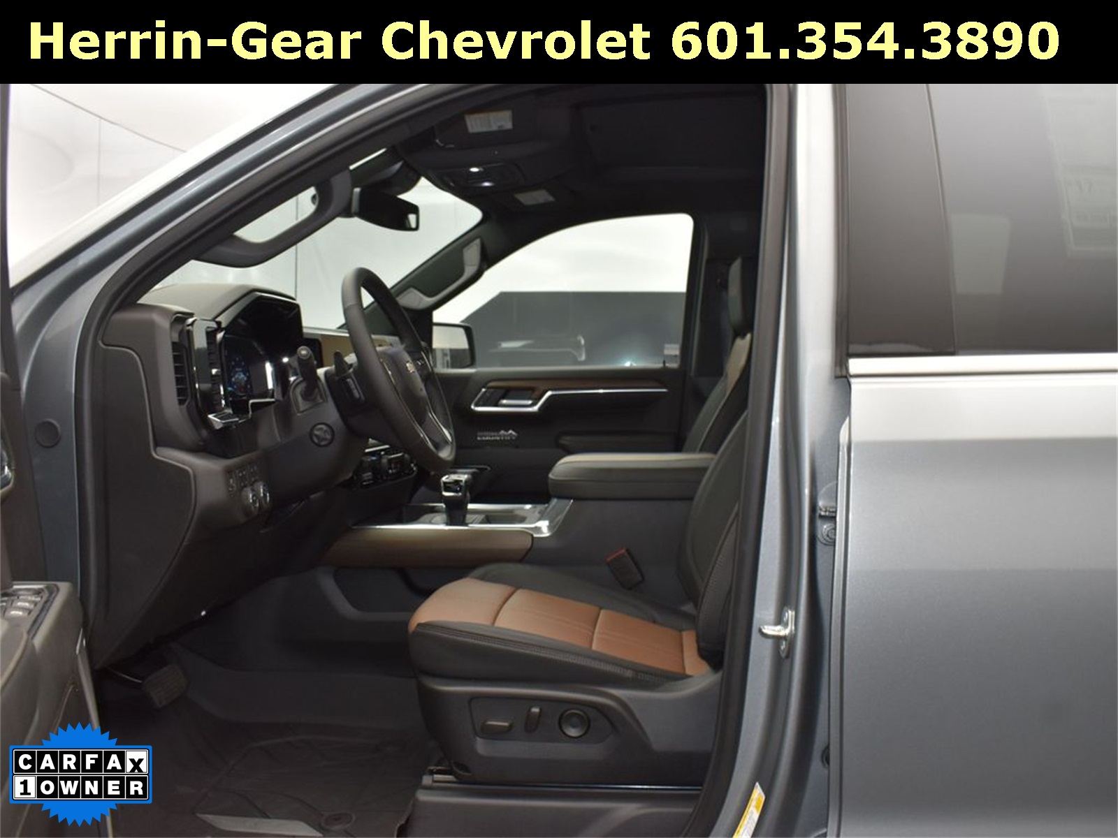 2024 Chevrolet Silverado 1500 High Country photo 12