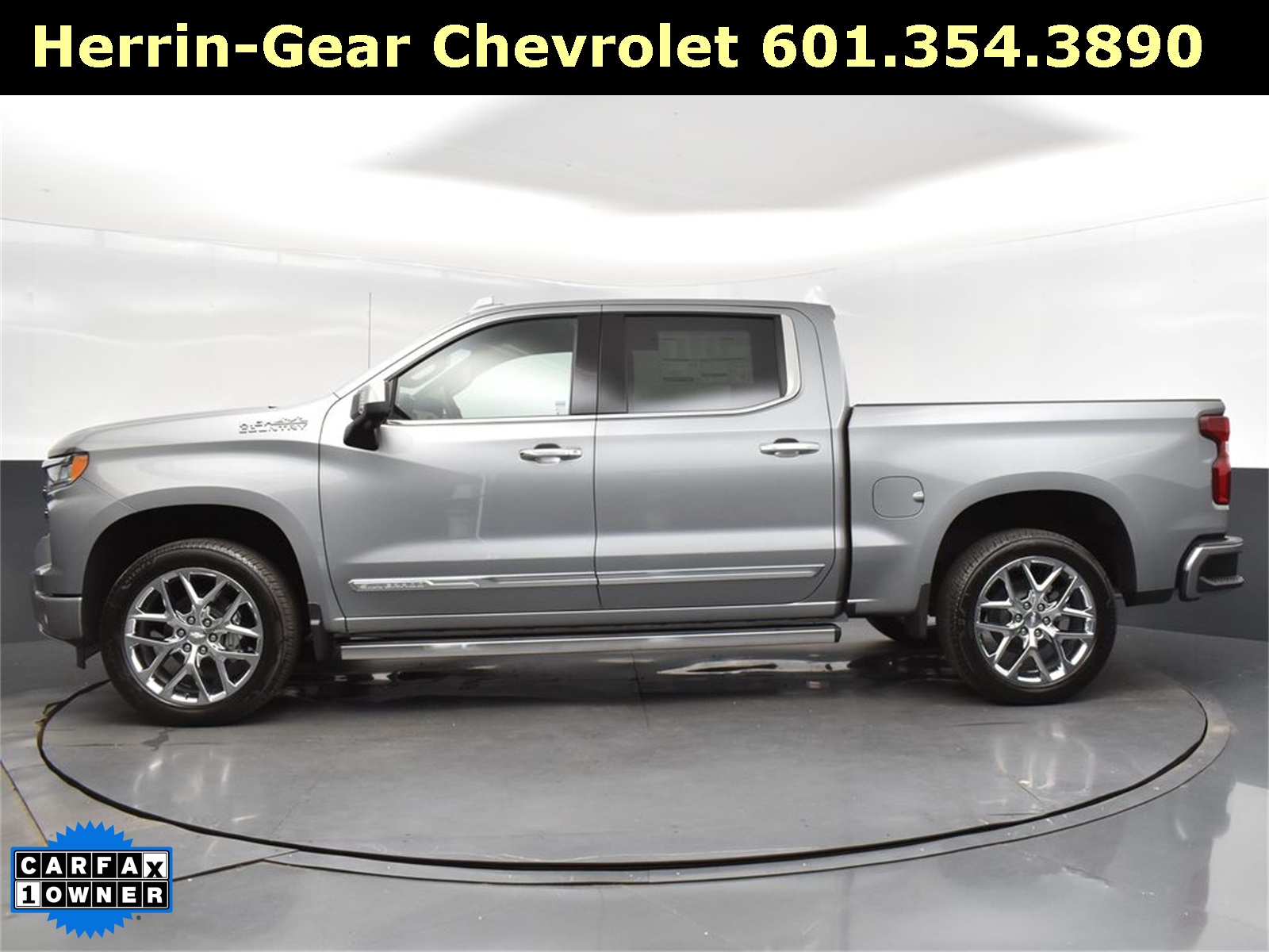 2024 Chevrolet Silverado 1500 High Country photo 4
