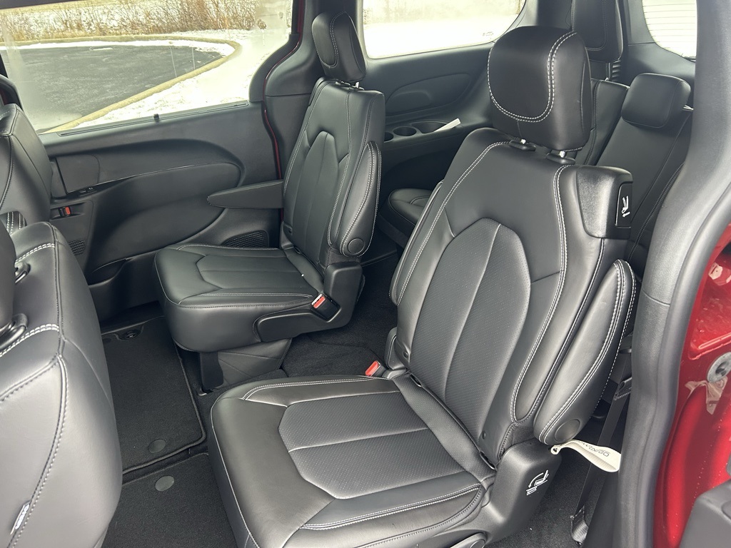 new 2026 Chrysler Pacifica car, priced at $45,499