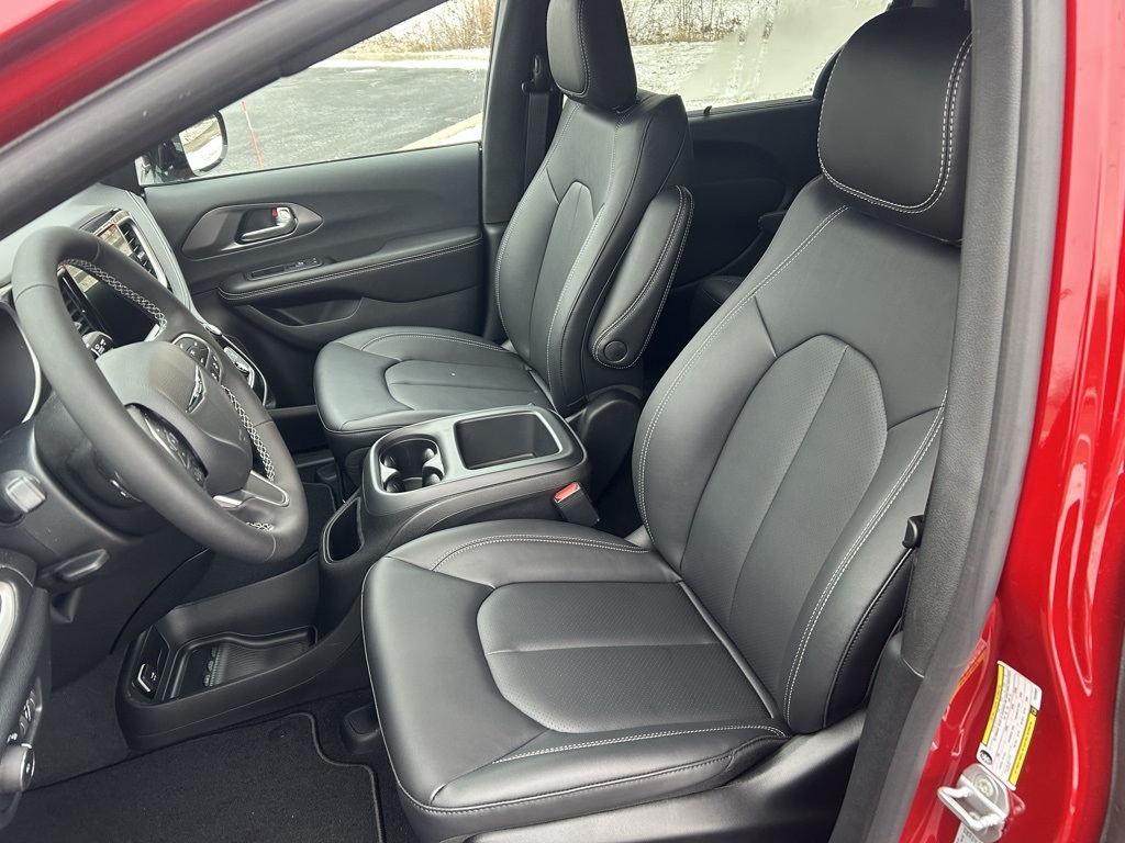 new 2026 Chrysler Pacifica car, priced at $45,499