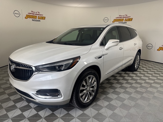 2020 White Frost Tricoat Buick Enclave Essence FWD SUV