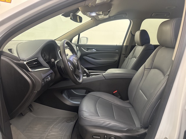 2020 White Frost Tricoat Buick Enclave Essence FWD SUV