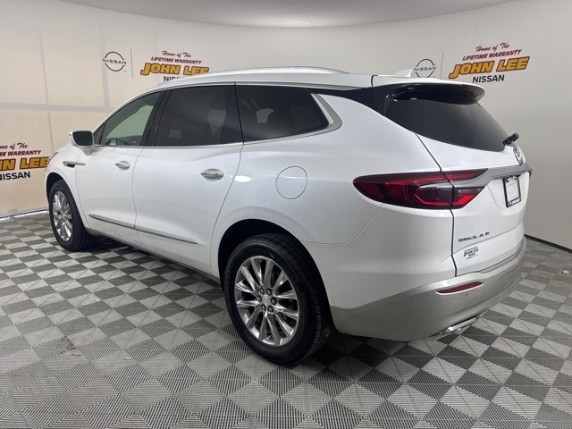 2020 White Frost Tricoat Buick Enclave Essence FWD SUV