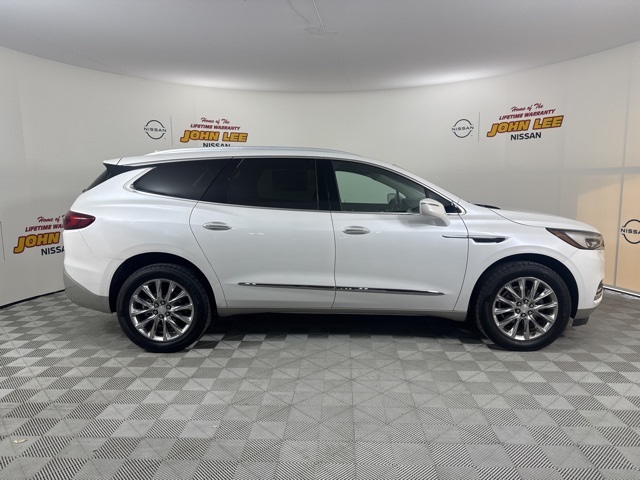 2020 White Frost Tricoat Buick Enclave Essence FWD SUV
