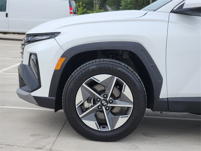2025 White Pearl Hyundai Tucson SEL AWD SUV