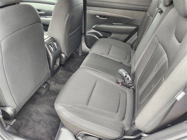 2025 White Pearl Hyundai Tucson SEL AWD SUV