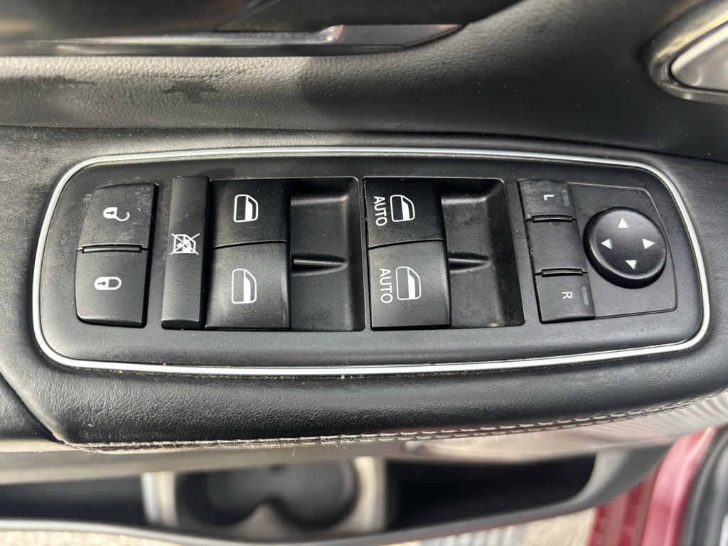 Photo of 2019 Ram 1500 Limited in Jacksonville, NC - 15,  2019 Ram 1500 Limited:16956P