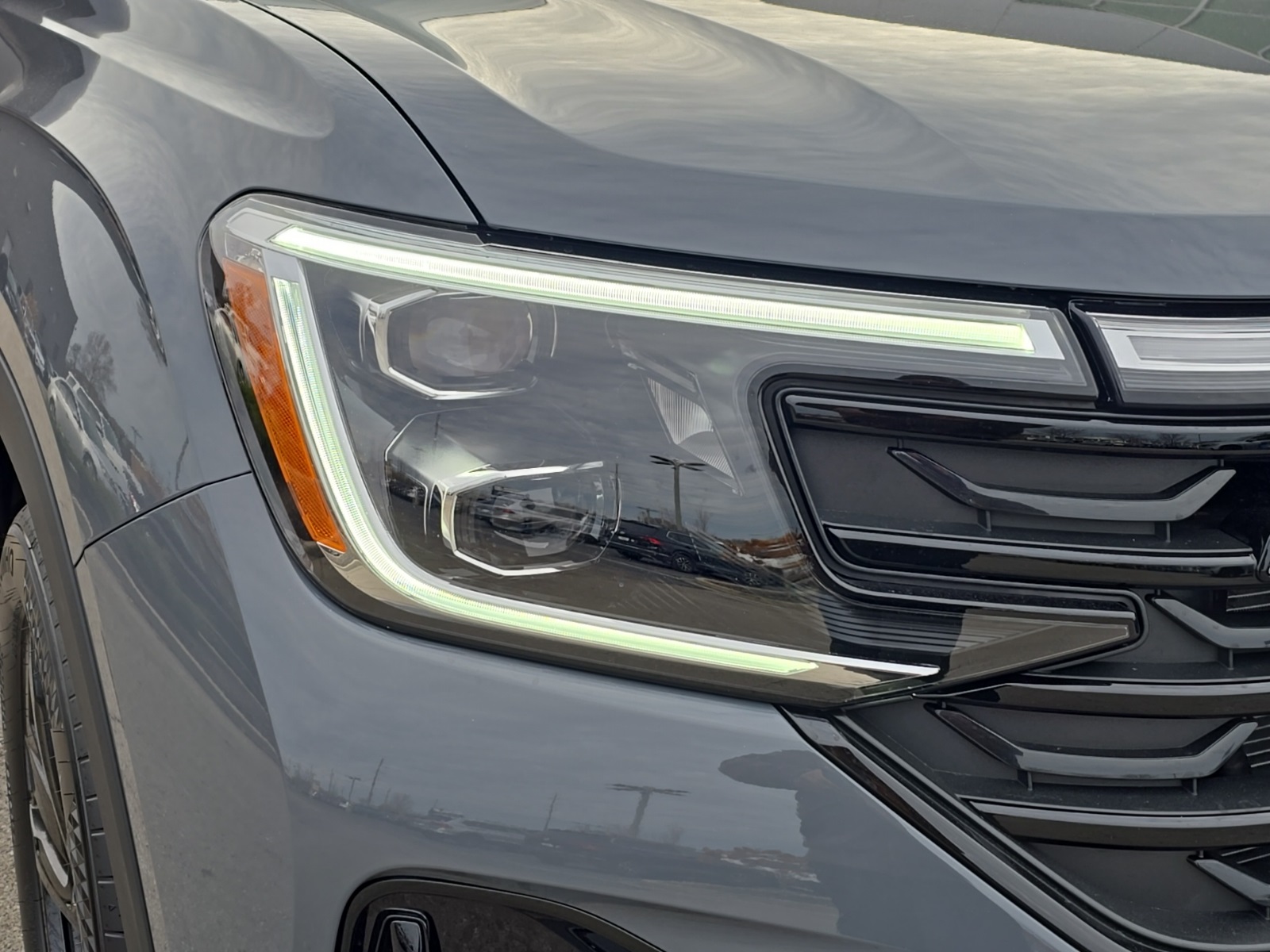 new 2026 Volkswagen Atlas Cross Sport car, priced at $51,188