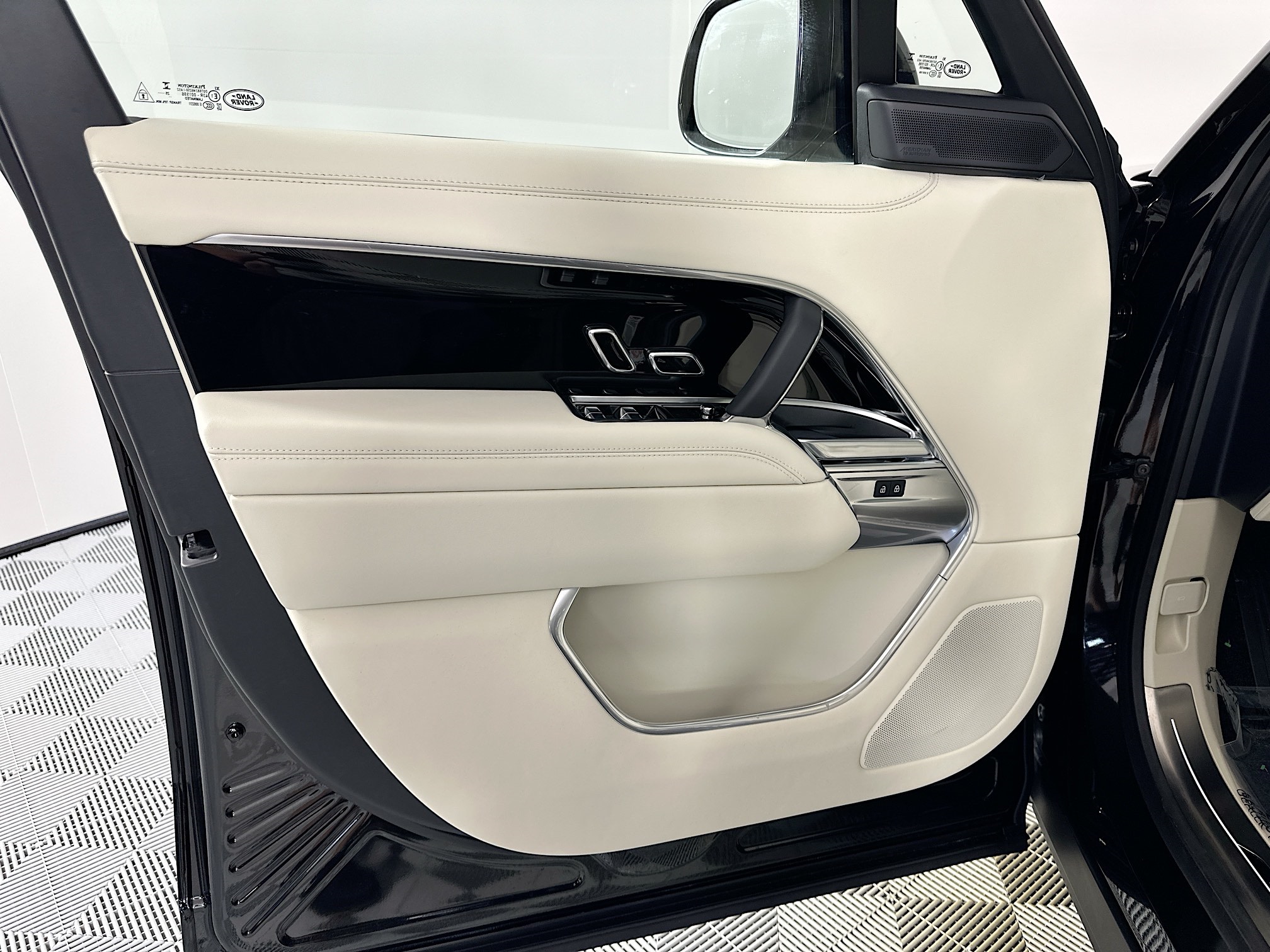 new 2025 Land Rover Range Rover car, priced at $147,845